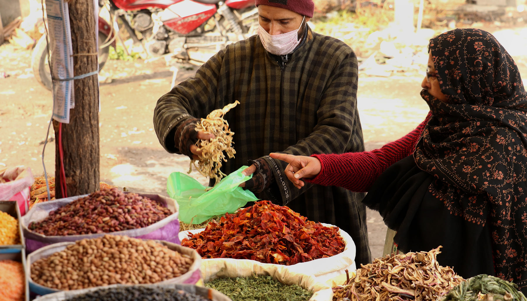 Dried vegetables continue to treat taste buds of Srinagarites Greater