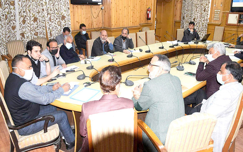 DC Srinagar reviews progress of works on Highway Projects in the District |  Asian Mail