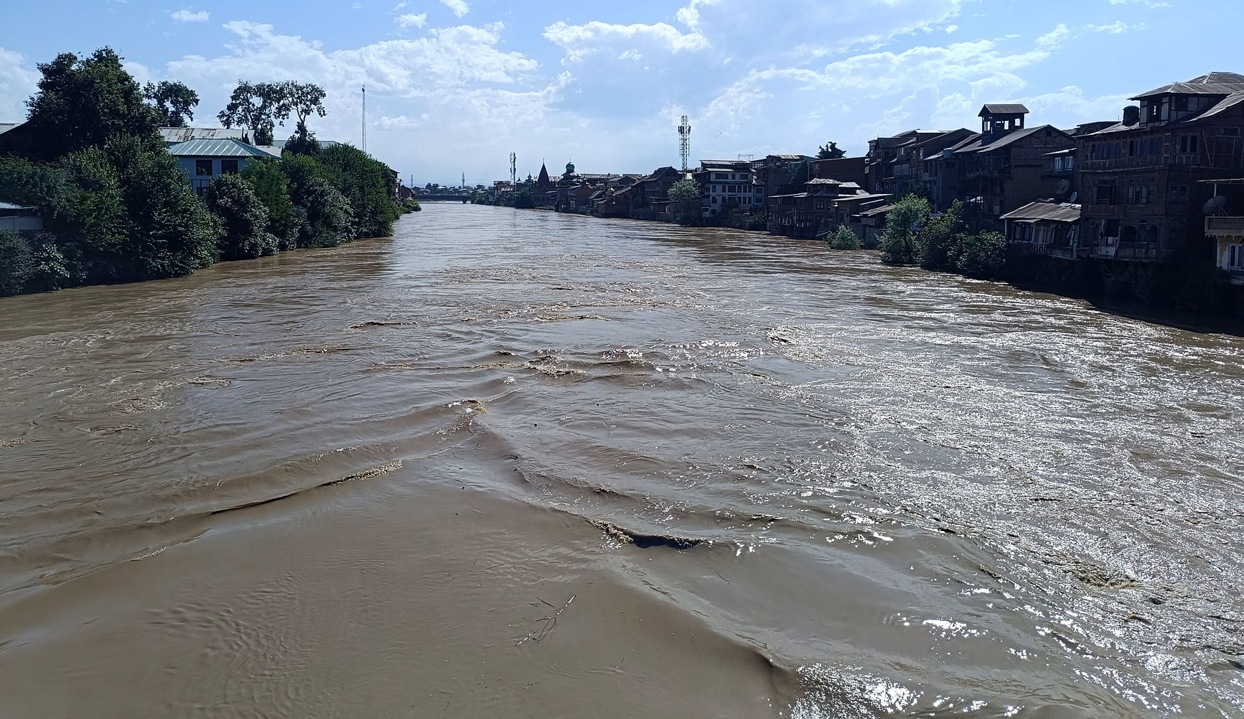 No flood threat as water level recedes in south Kashmir