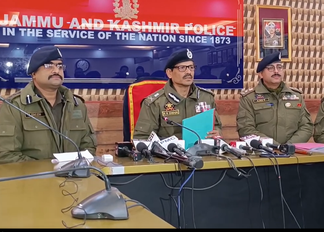 Three arrested for attacking policeman in Bemina Srinagar: DGP