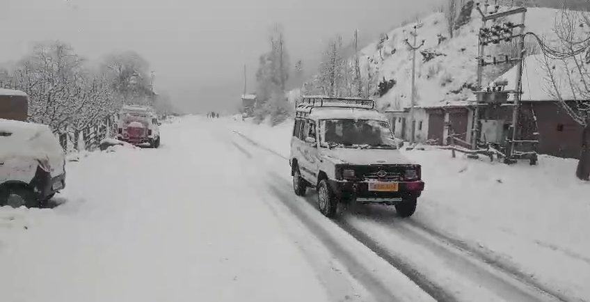 Dry Spell Ends With Light Rains And Snow In Kashmir Parts Greater Kashmir Dry Spell Ends With Light Rains And Snow In Kashmir Parts Greater Kashmir