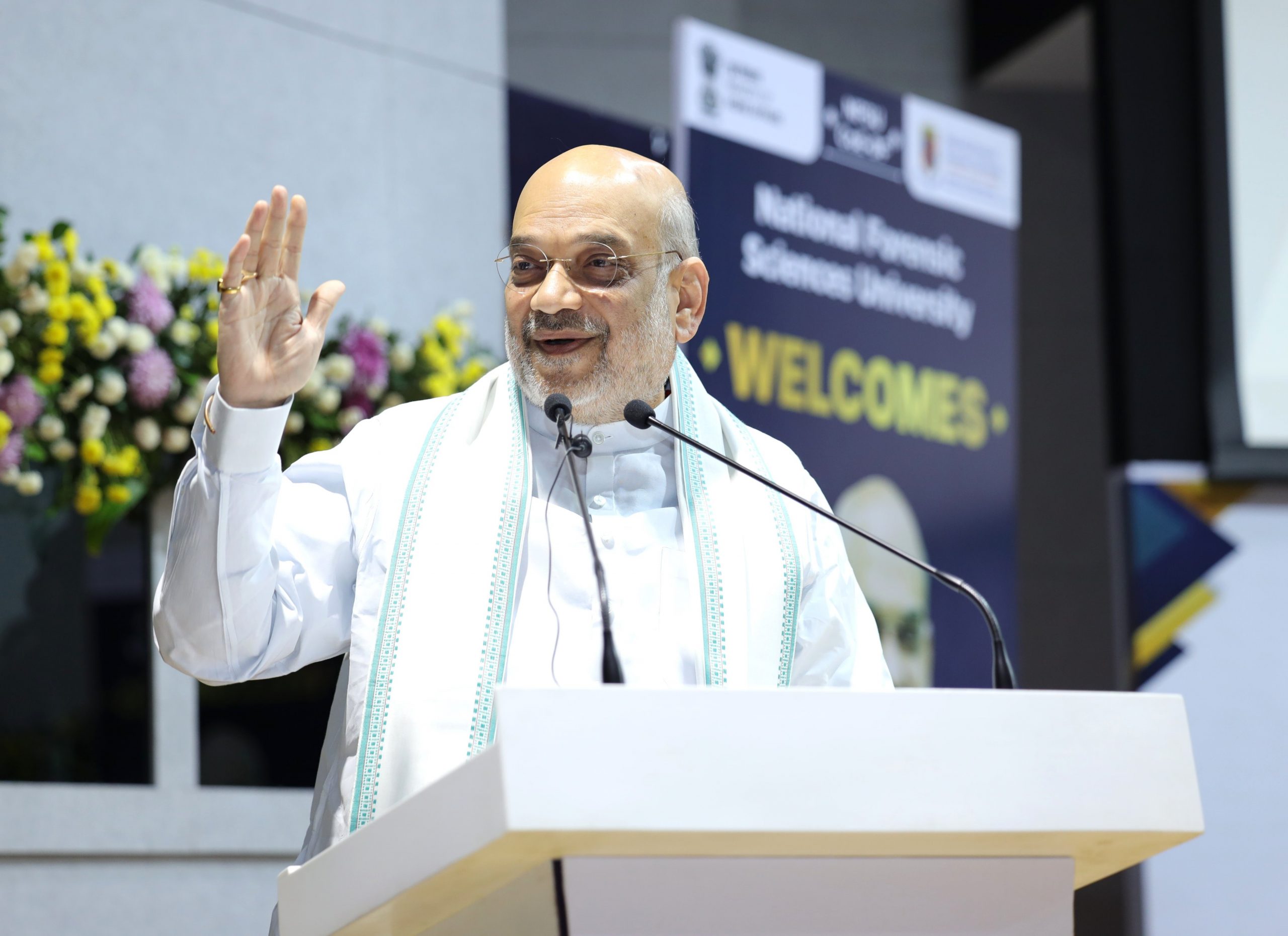 Amit Shah unveils ambitious plans to transform Kashmir's tourism Amit Shah unveils ambitious plans to transform Kashmir's tourism