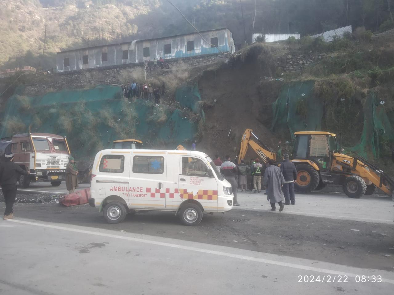 Labourer from UP dies under landslide on Highway