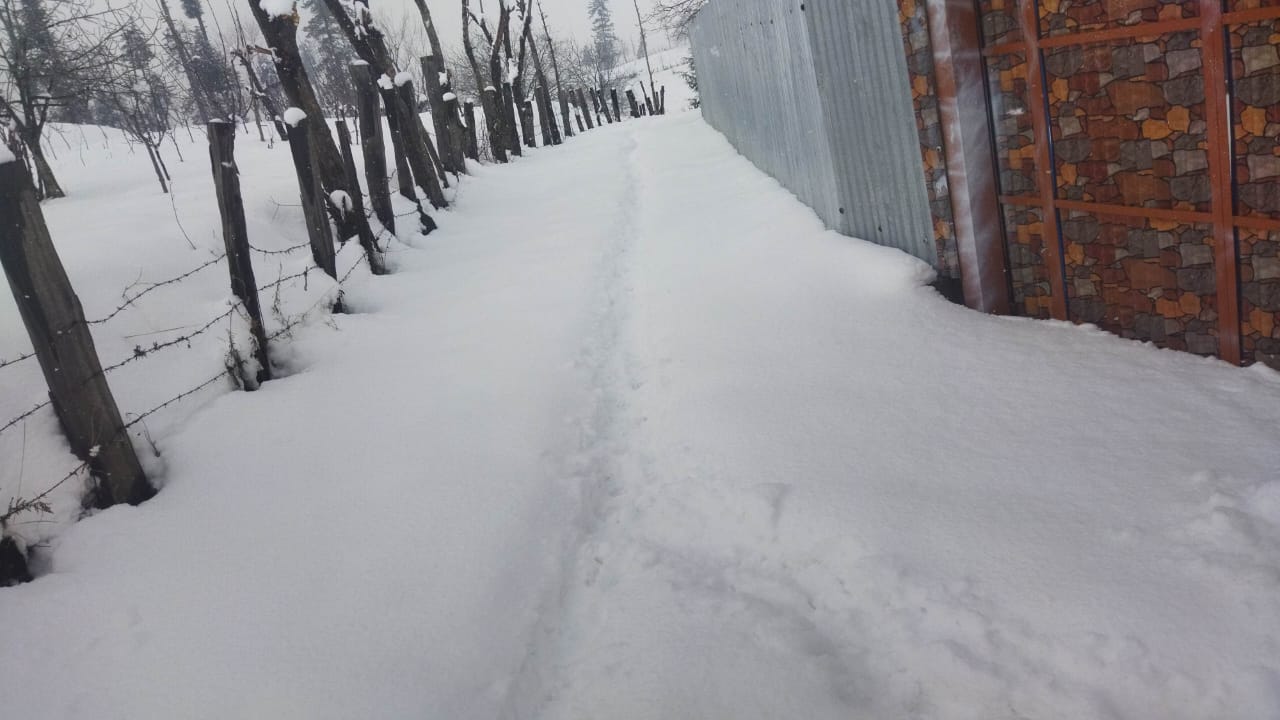 Tardy Snow Clearance | A number of Kupwara villages out of bounds, with out electrical energy